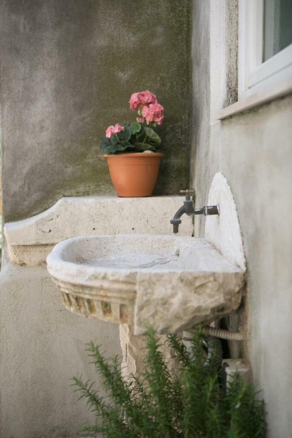 Guest House Mendi Trogir Exterior photo