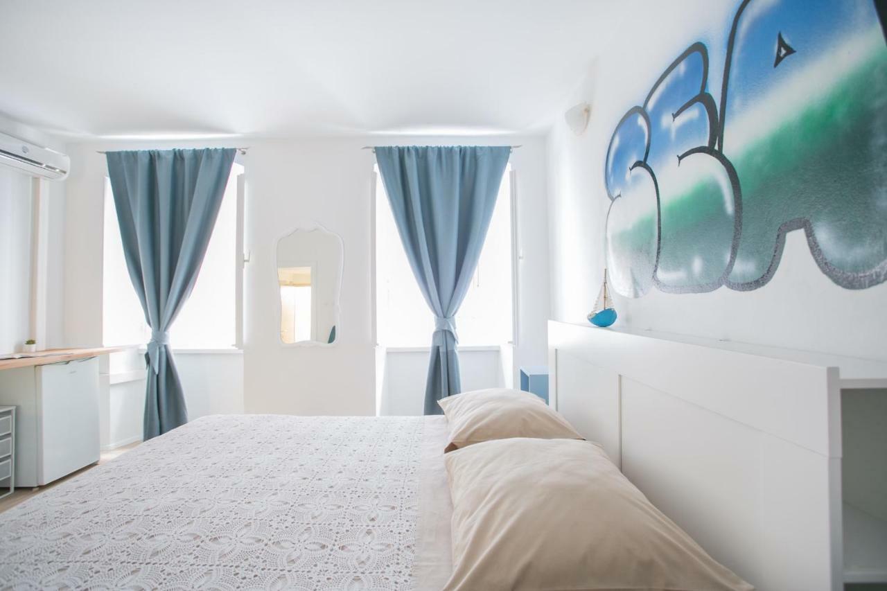 Guest House Mendi Trogir Exterior photo