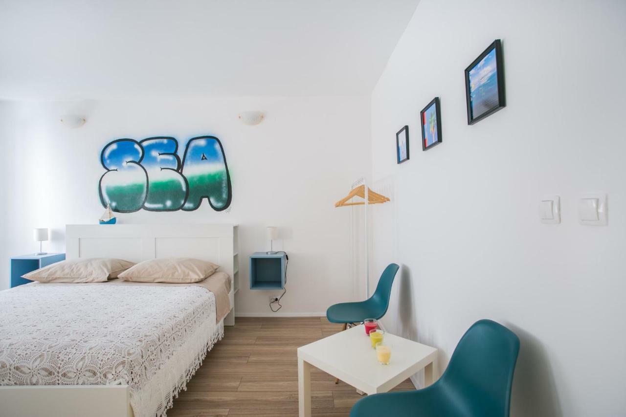 Guest House Mendi Trogir Exterior photo